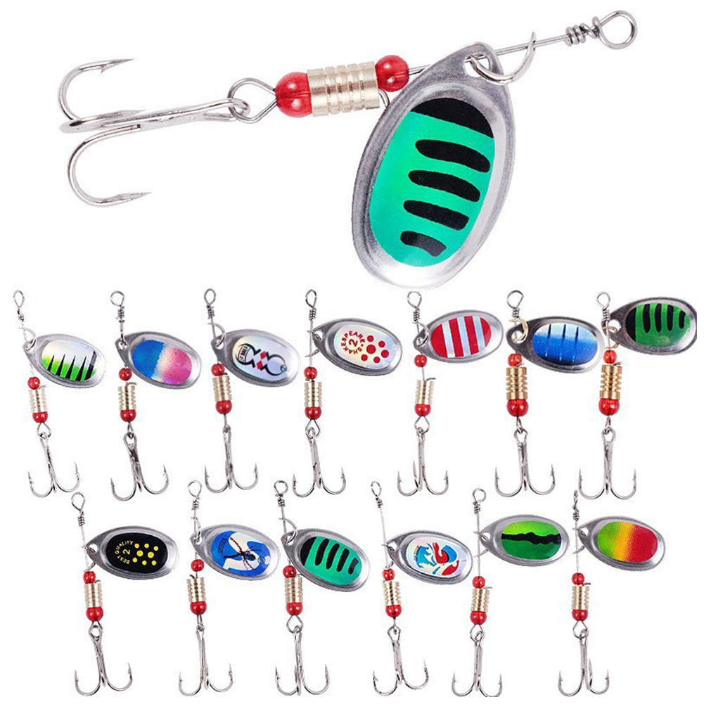 金属製のスプーン型ルアー30個入り。トリプルフック付きで、淡 - Fishing Lure Spoon のレビューと価格